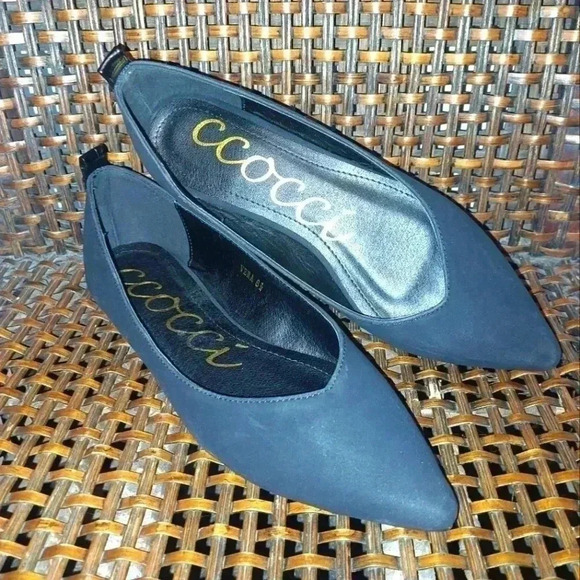CCOCCI Shoes - NWOB Ccocci Vera Pointed Toe Flat Black Size 8.5